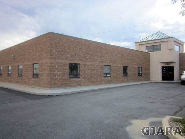 2501 Blichmann Avenue - Photo 1