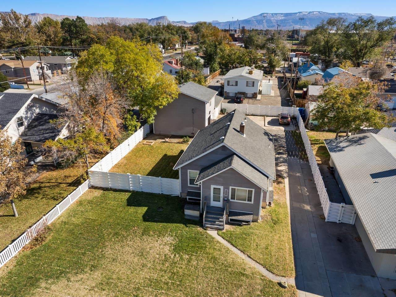 1828 7th Street - Photo 1