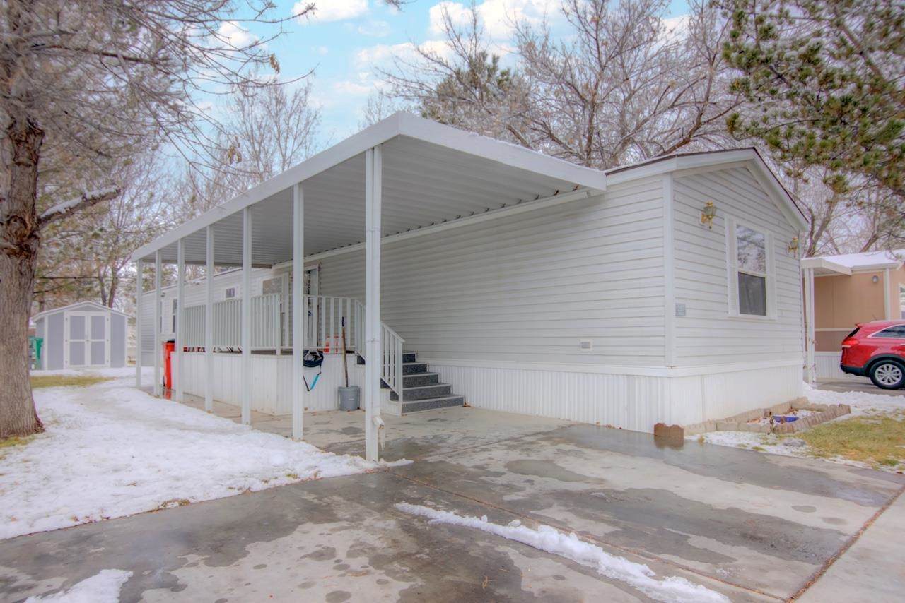 435 32 Road - Photo 1
