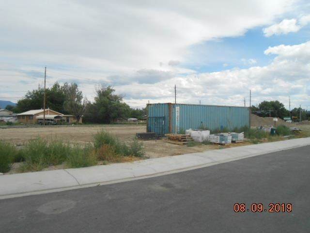 460 Warren Street - Photo 1