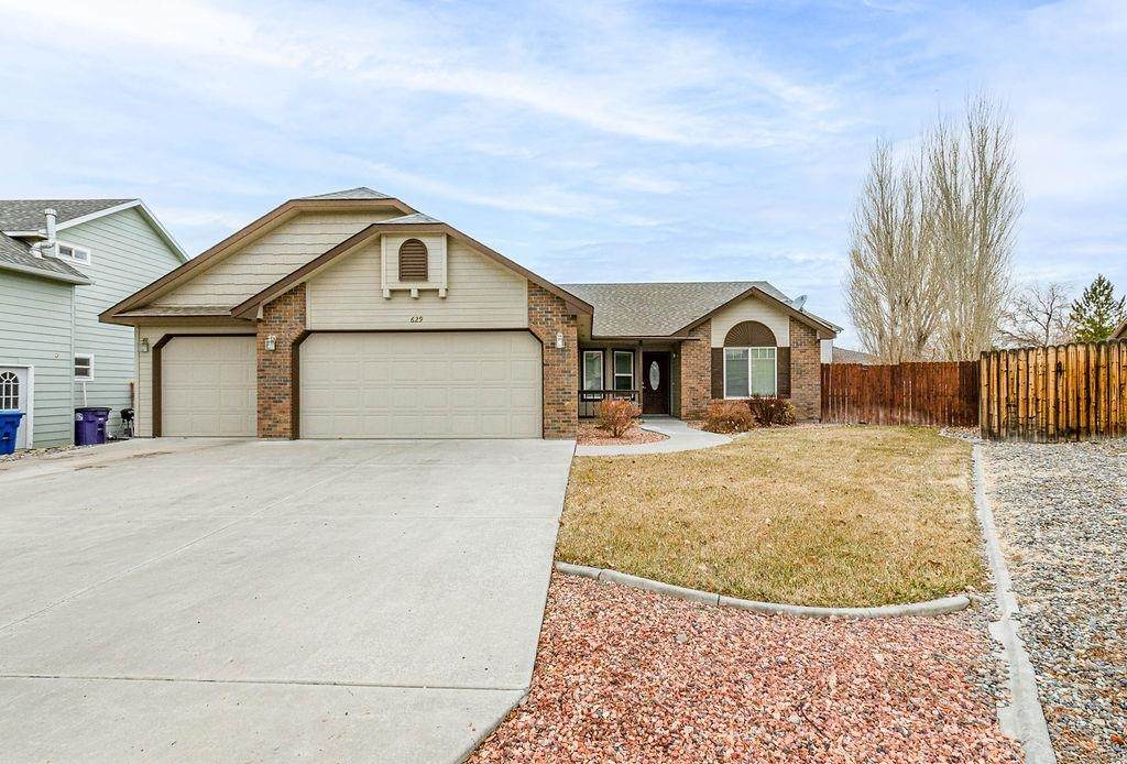 629 Kings Glen Loop - Photo 1