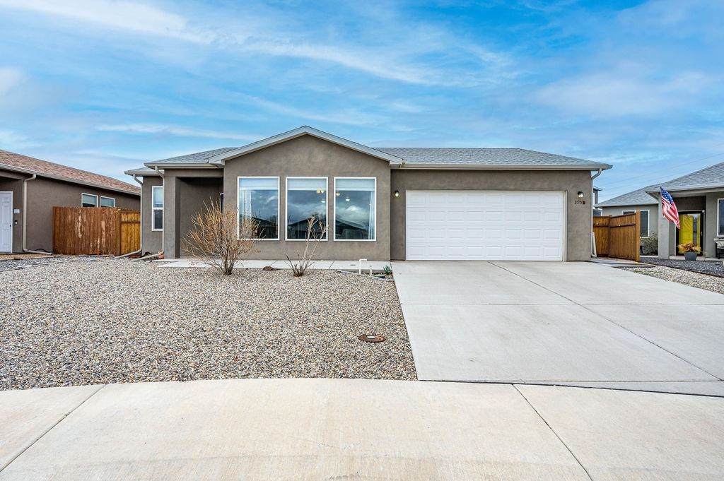 395 Coop Court - Photo 1