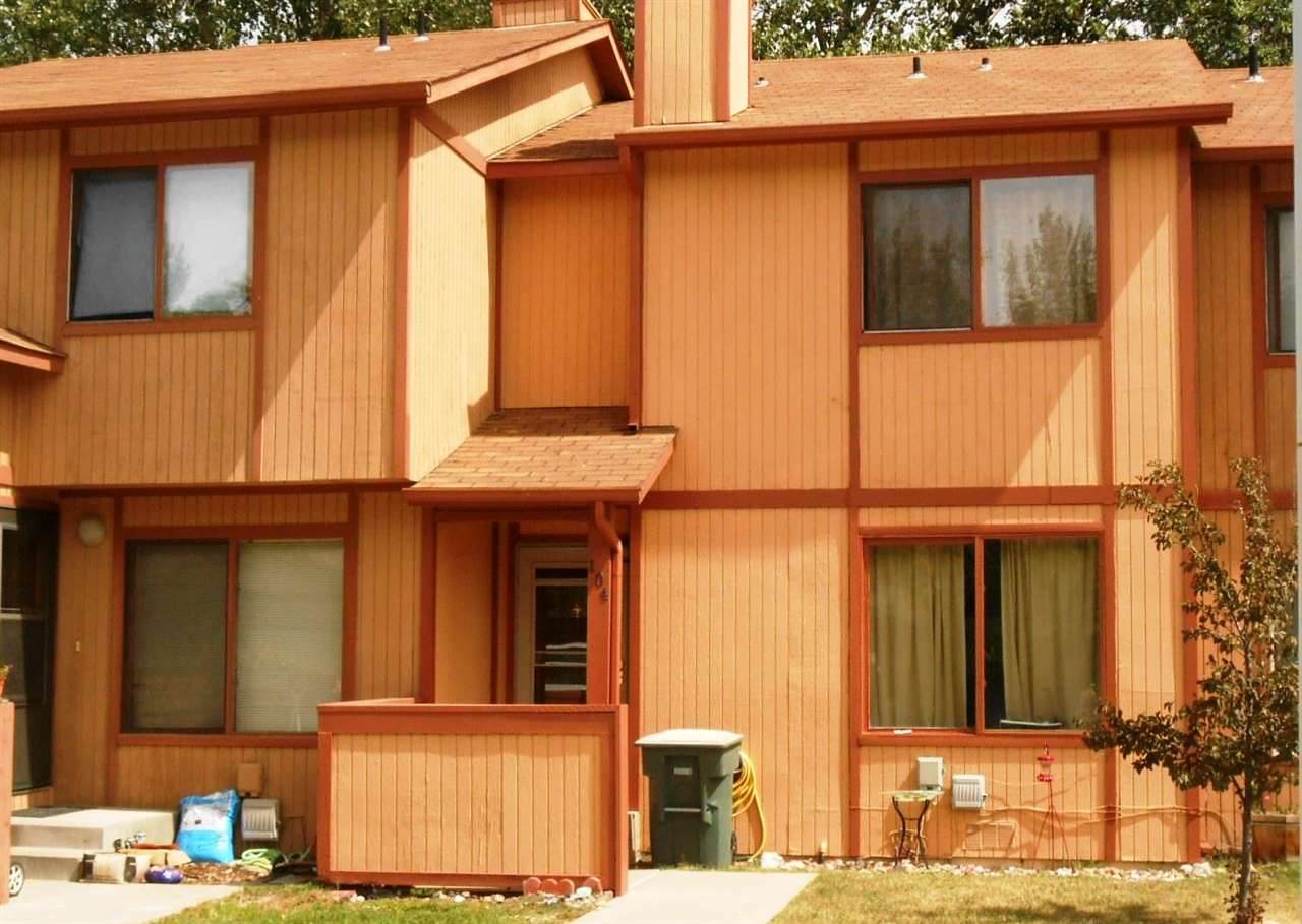 1305 Wellington Court - Photo 1