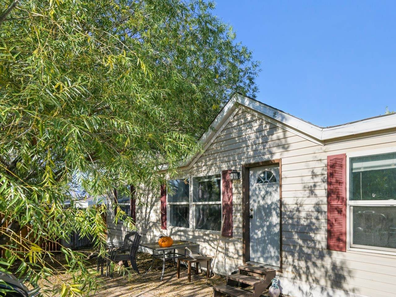 2803 Niagara Circle - Photo 1