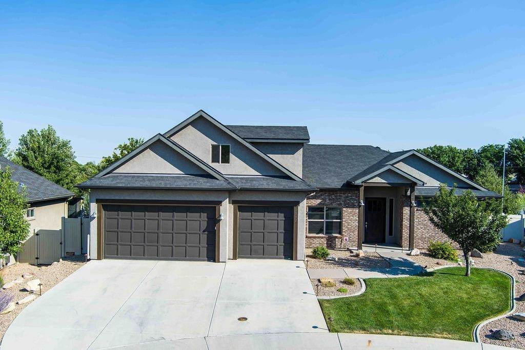 2592 Jay Court - Photo 1