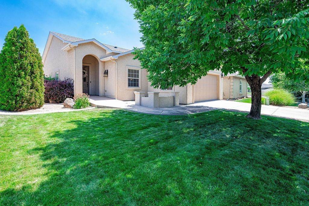 1825 Venetian Drive - Photo 1