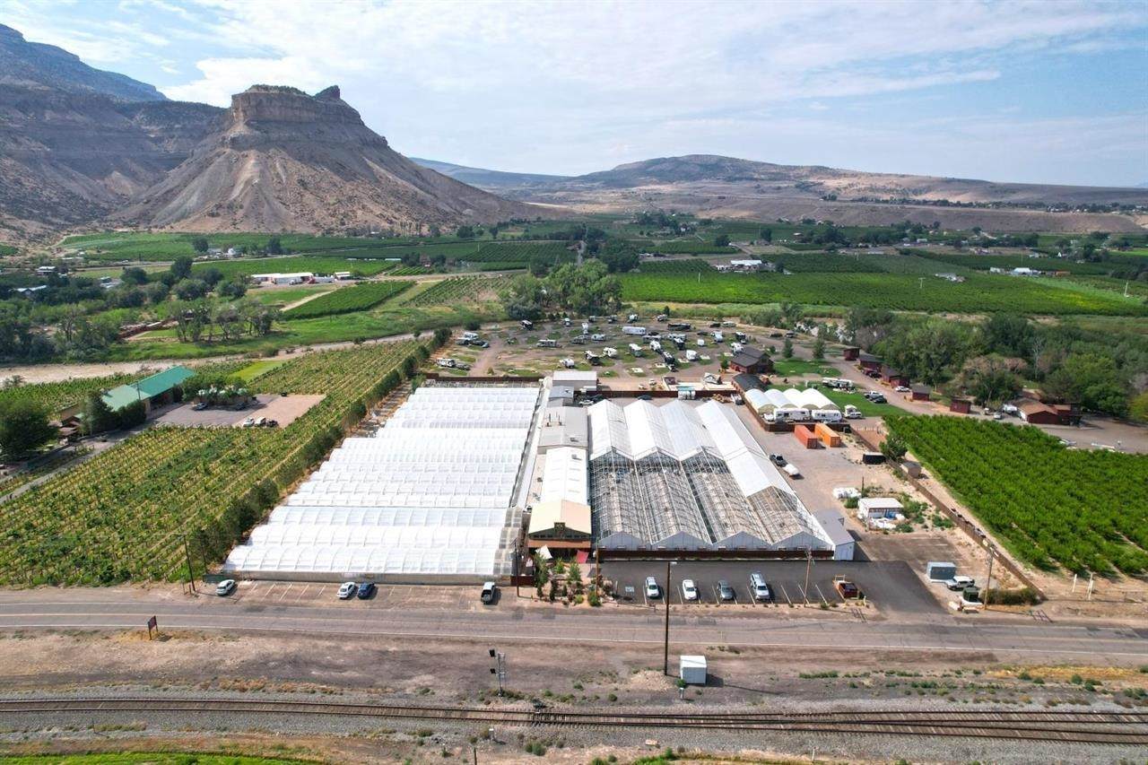 1041 River Road - Photo 1