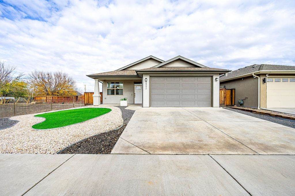 2992 Debra Street - Photo 1