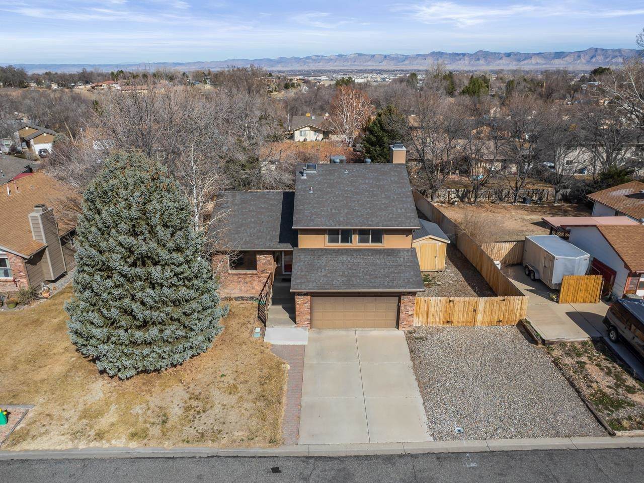 2292 Arriba Circle - Photo 1