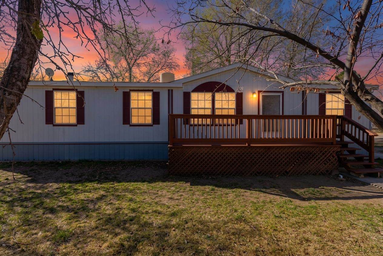 644 Lois Street - Photo 1