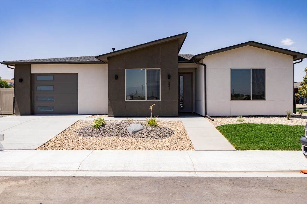 221 Shadow Mesa Street - Photo 1