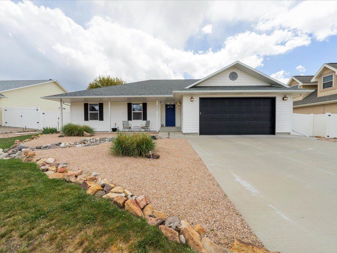 2230 American Way - Photo 1