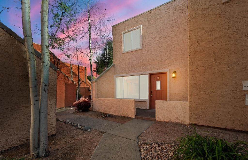 950 Northern Way - Photo 1
