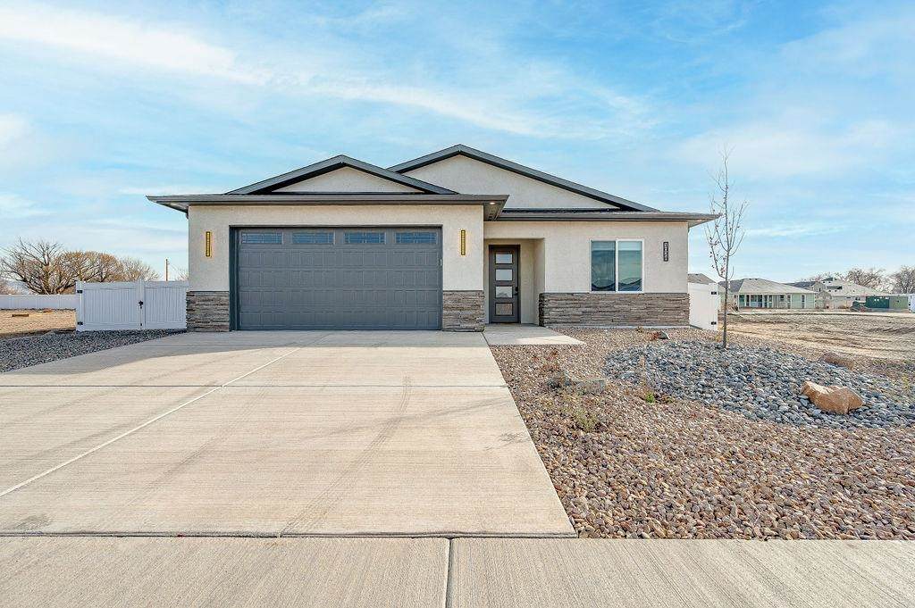 1028 Caliper Way - Photo 1