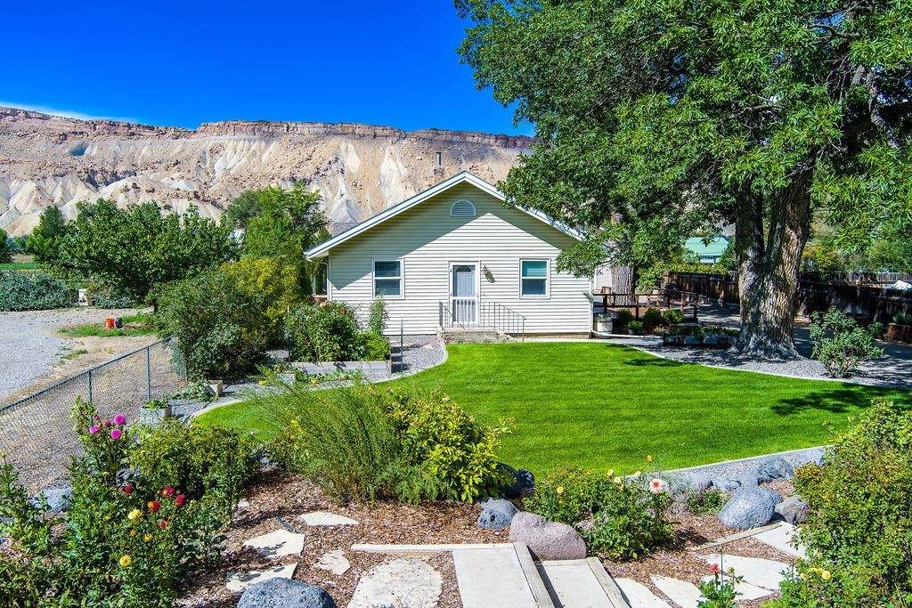 3628 G Road - Photo 1