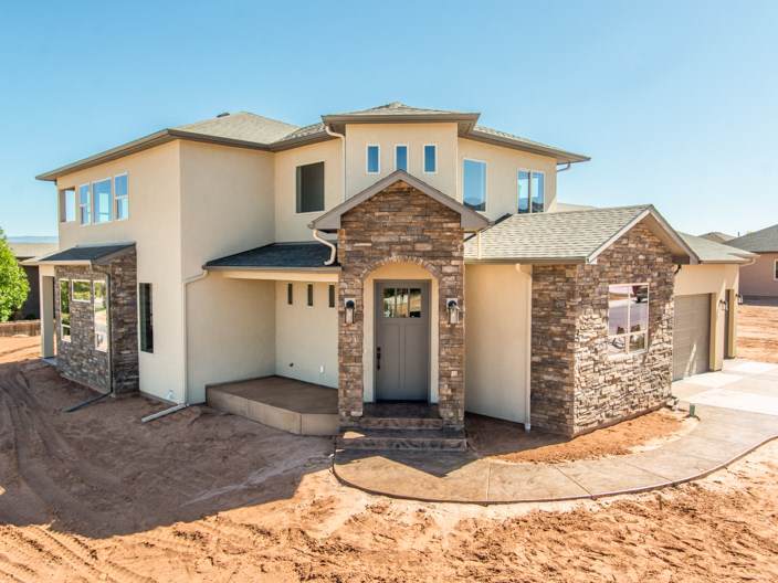 728 Malachi Street - Photo 1