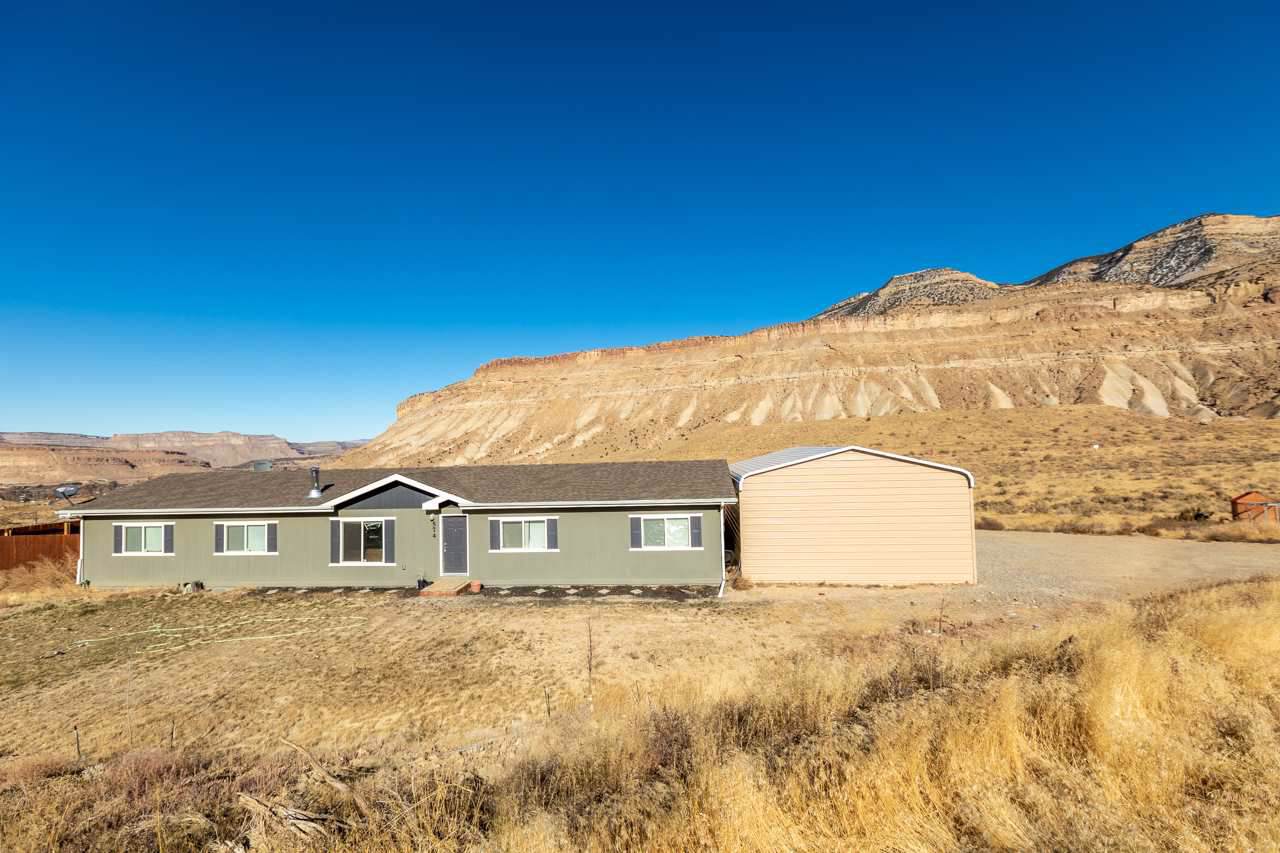 574 39 Road - Photo 1
