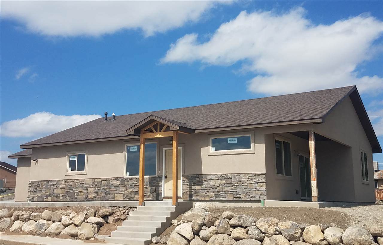588 Treviso Court - Photo 1