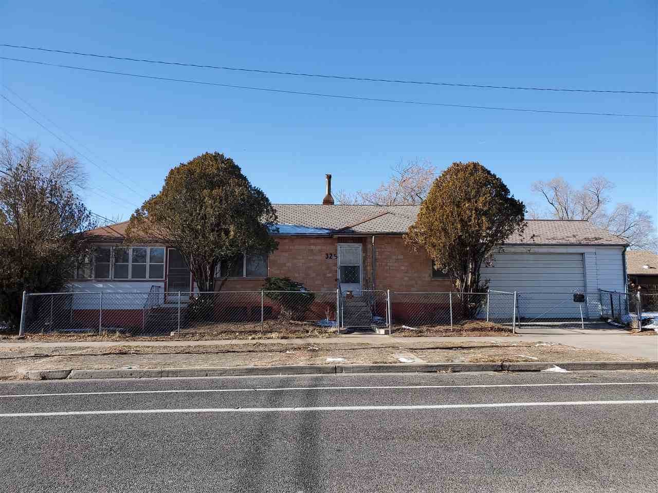325 10th Street - Photo 1