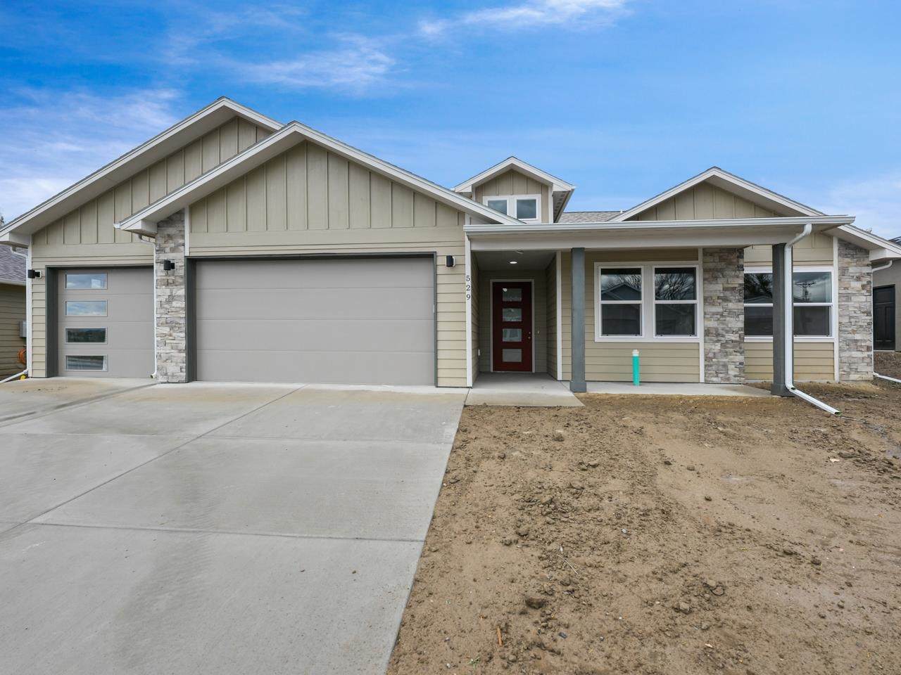 529 Desert Peach Street - Photo 1