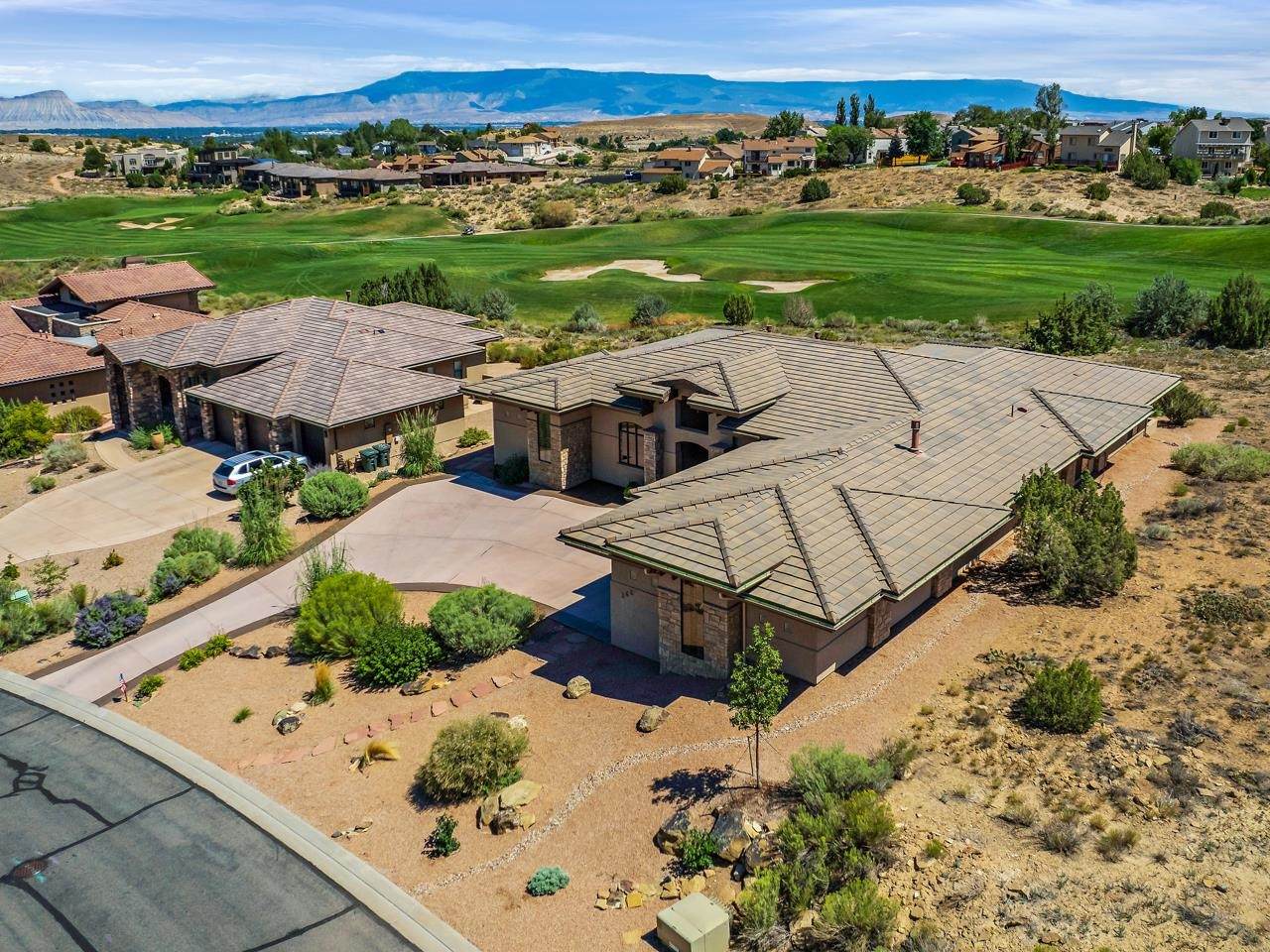 366 High Desert Road - Photo 1
