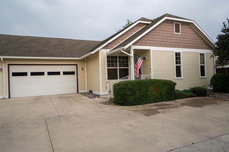 1108 Sunrose Lane - Photo 1