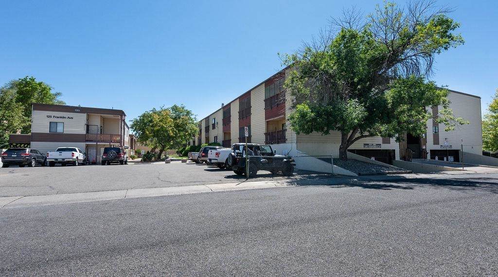 125 Franklin Avenue - Photo 1