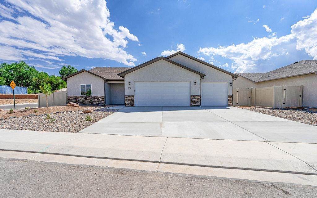 173 Orchard View Way - Photo 1