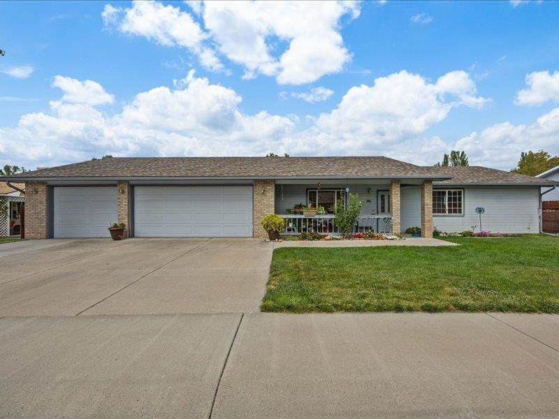 581 Heidel Street - Photo 1
