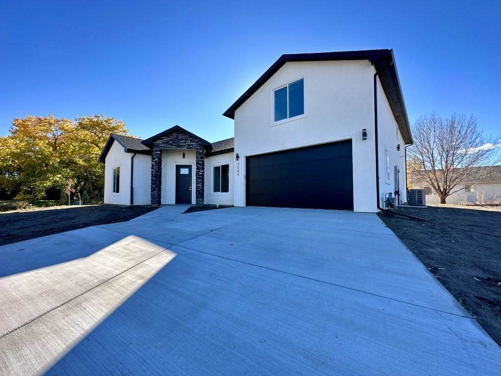 3089 Thunder Cloud Drive - Photo 1
