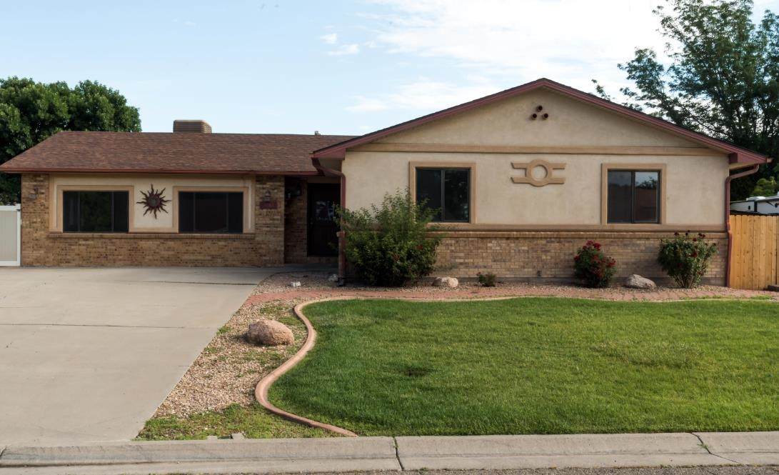 3086 Bookcliff Avenue - Photo 1