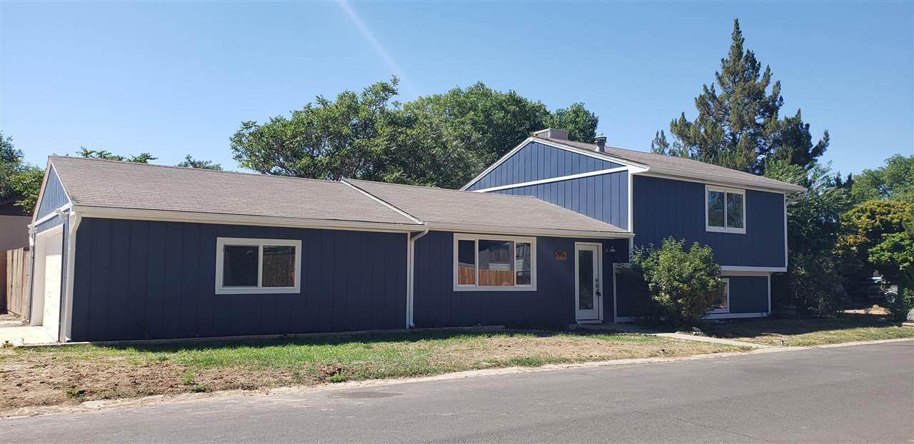 295 Dartmouth Lane - Photo 1