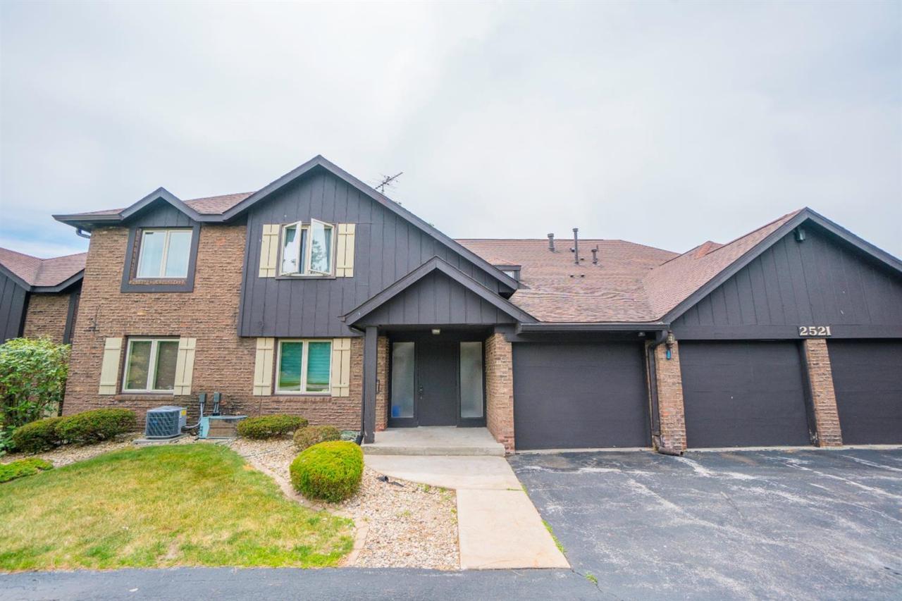 2521 Lakeshore Drive - Photo 1