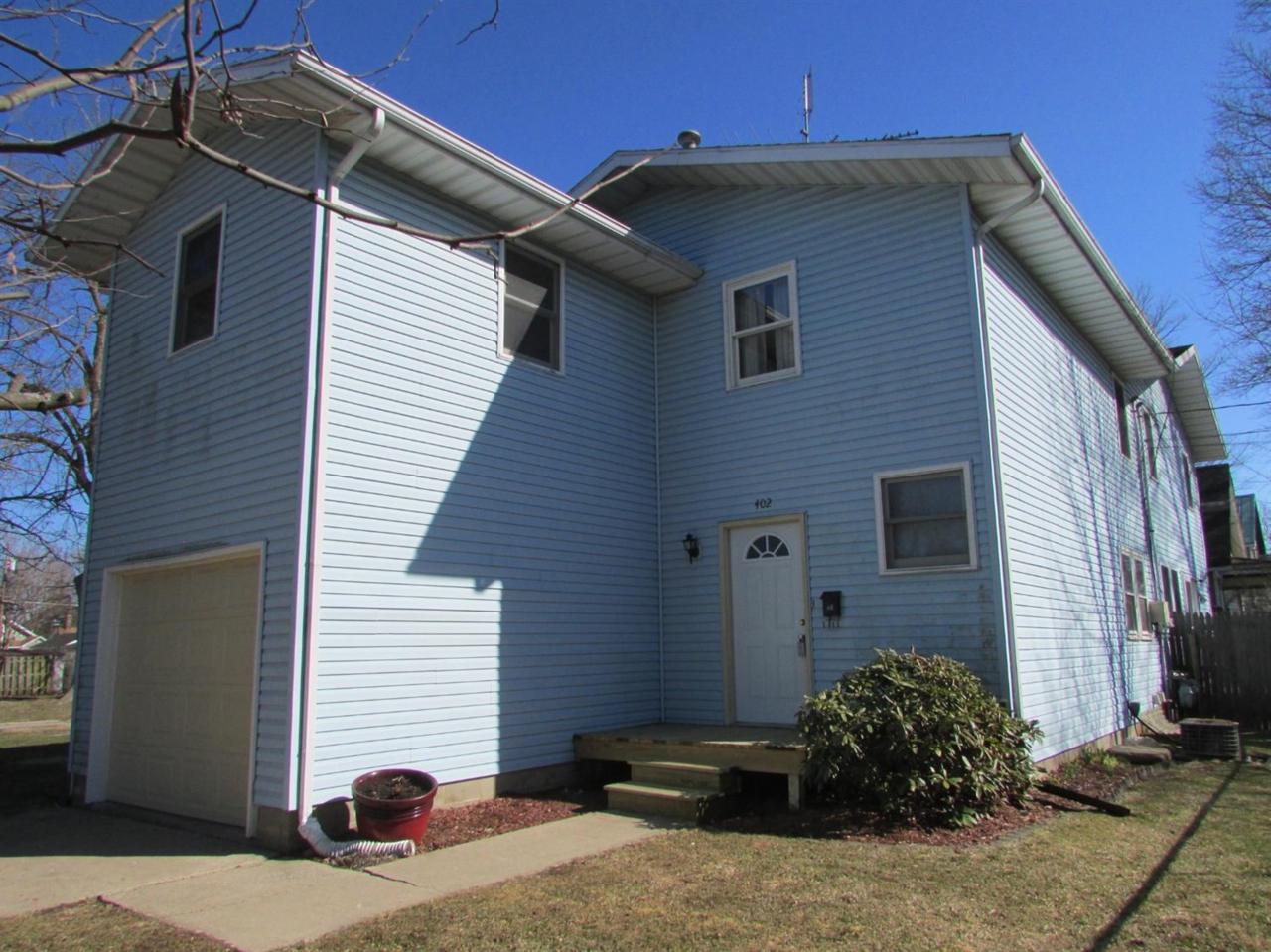 402 2nd Street - Photo 1