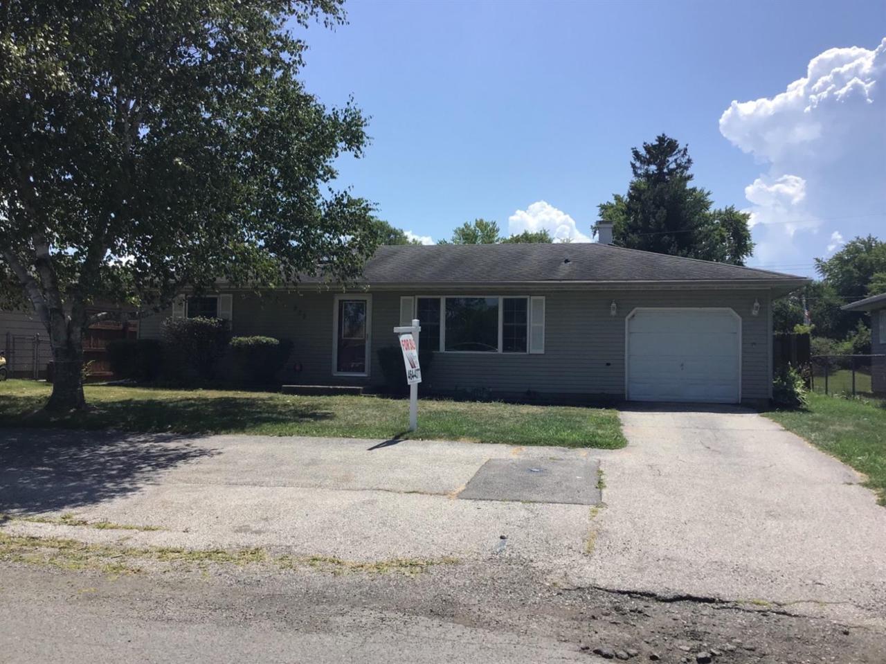 825 39th Avenue - Photo 1
