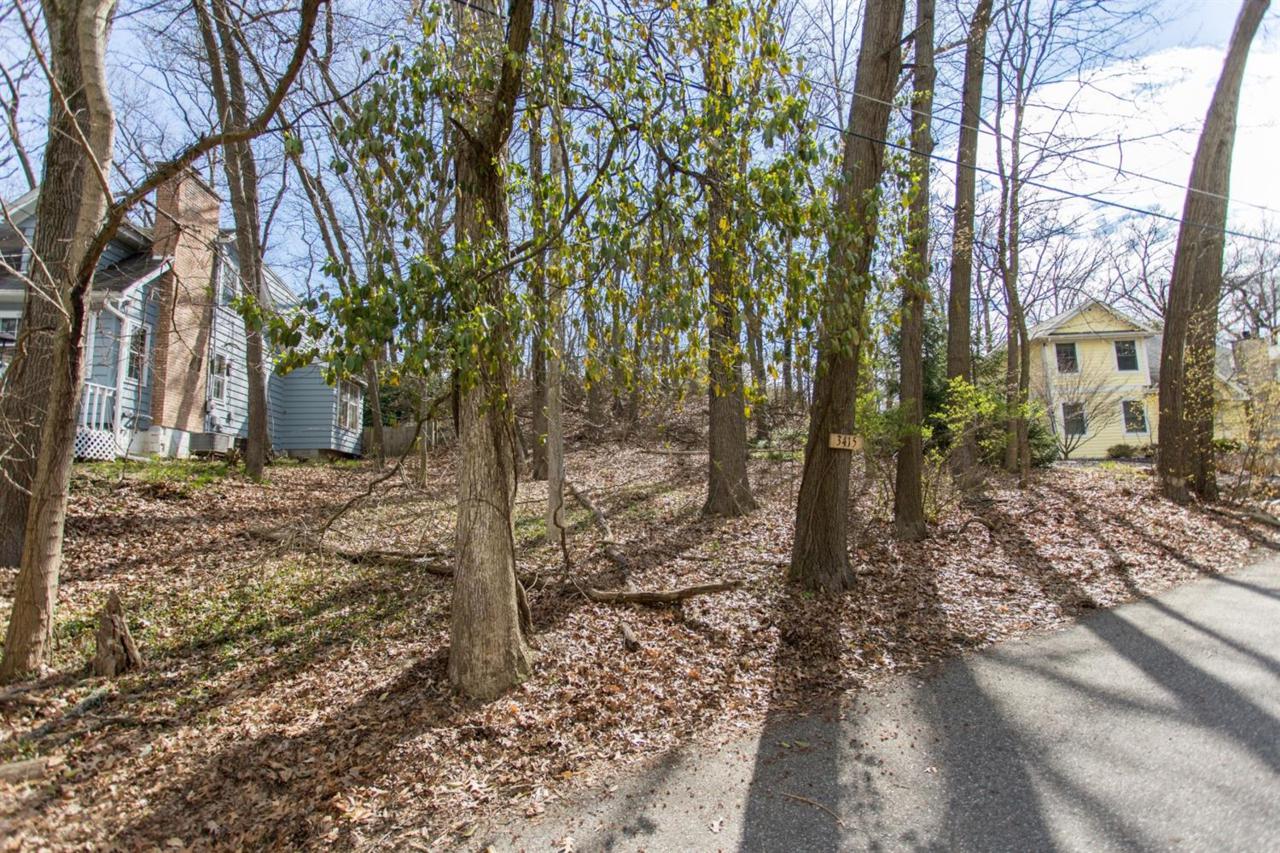 3415 Iroquois Trail - Photo 1