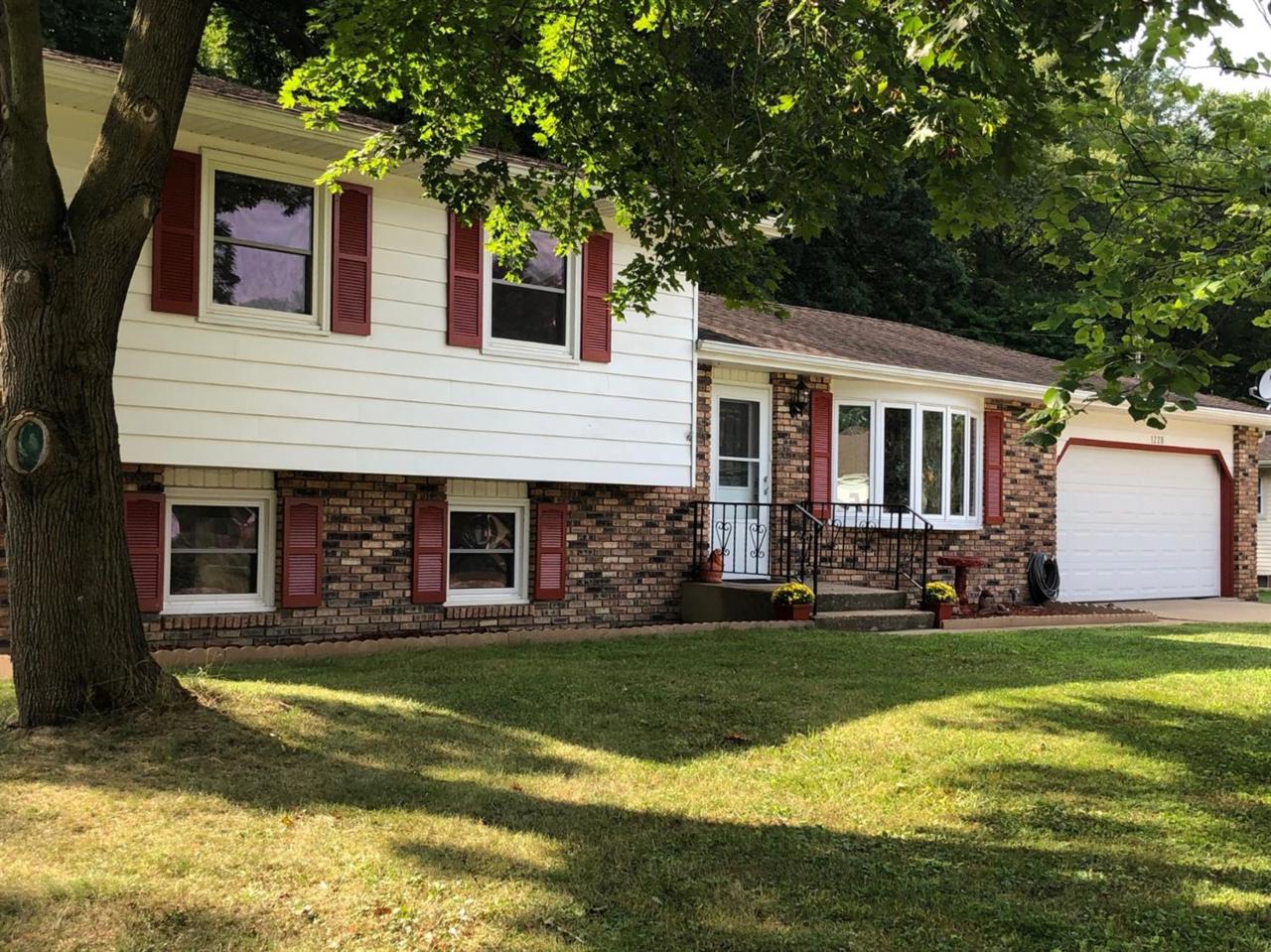 1228 Redbud Drive - Photo 1