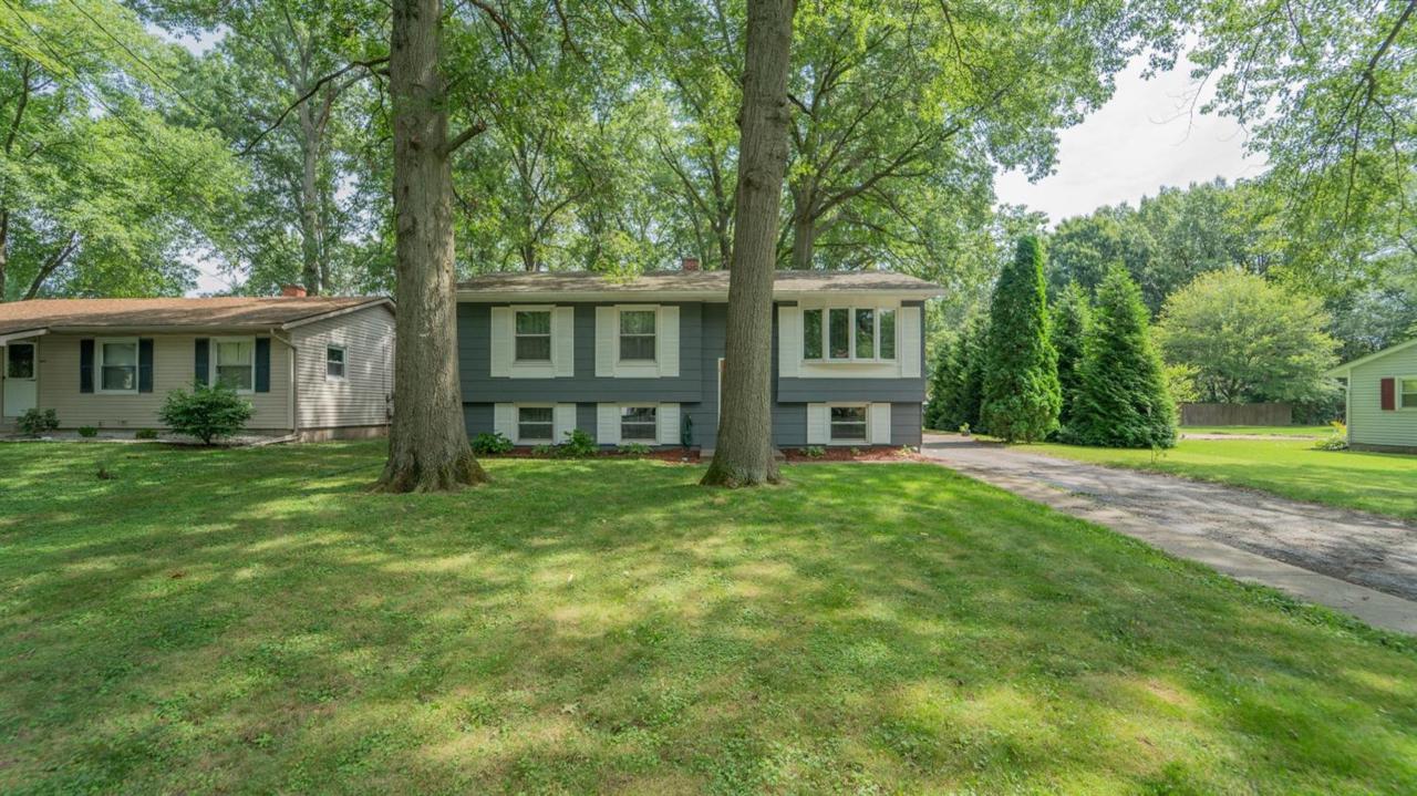 607 20th Street - Photo 1