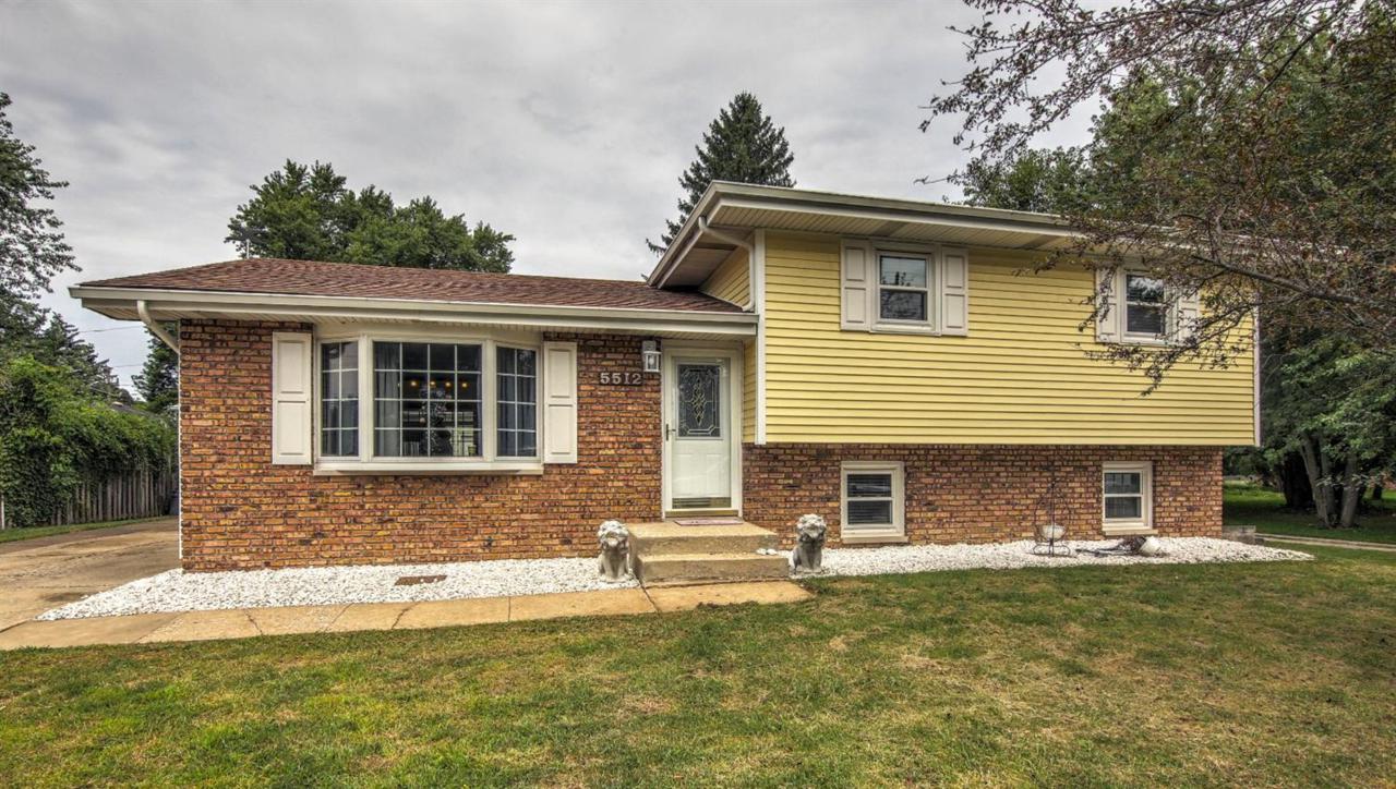 5512 Stone Avenue - Photo 1