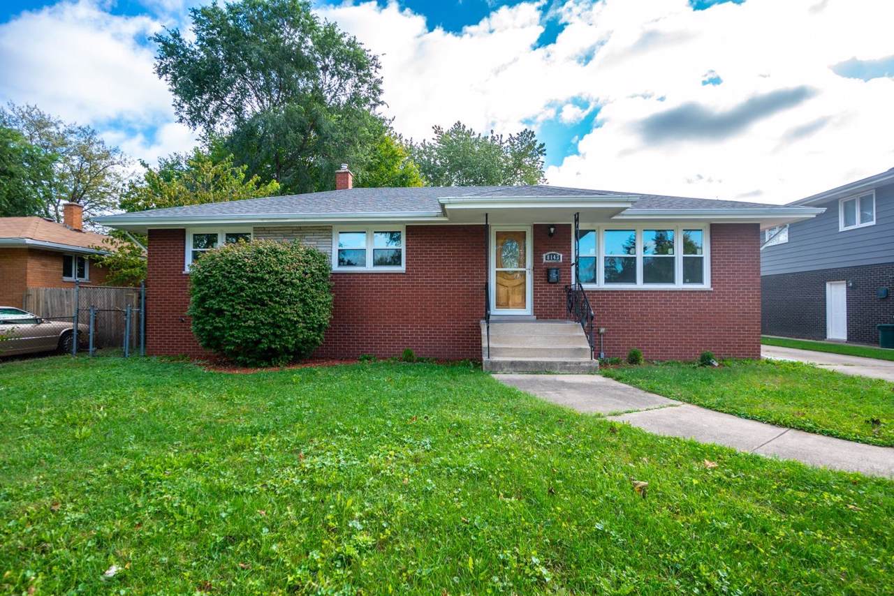 8143 Kraay Avenue - Photo 1