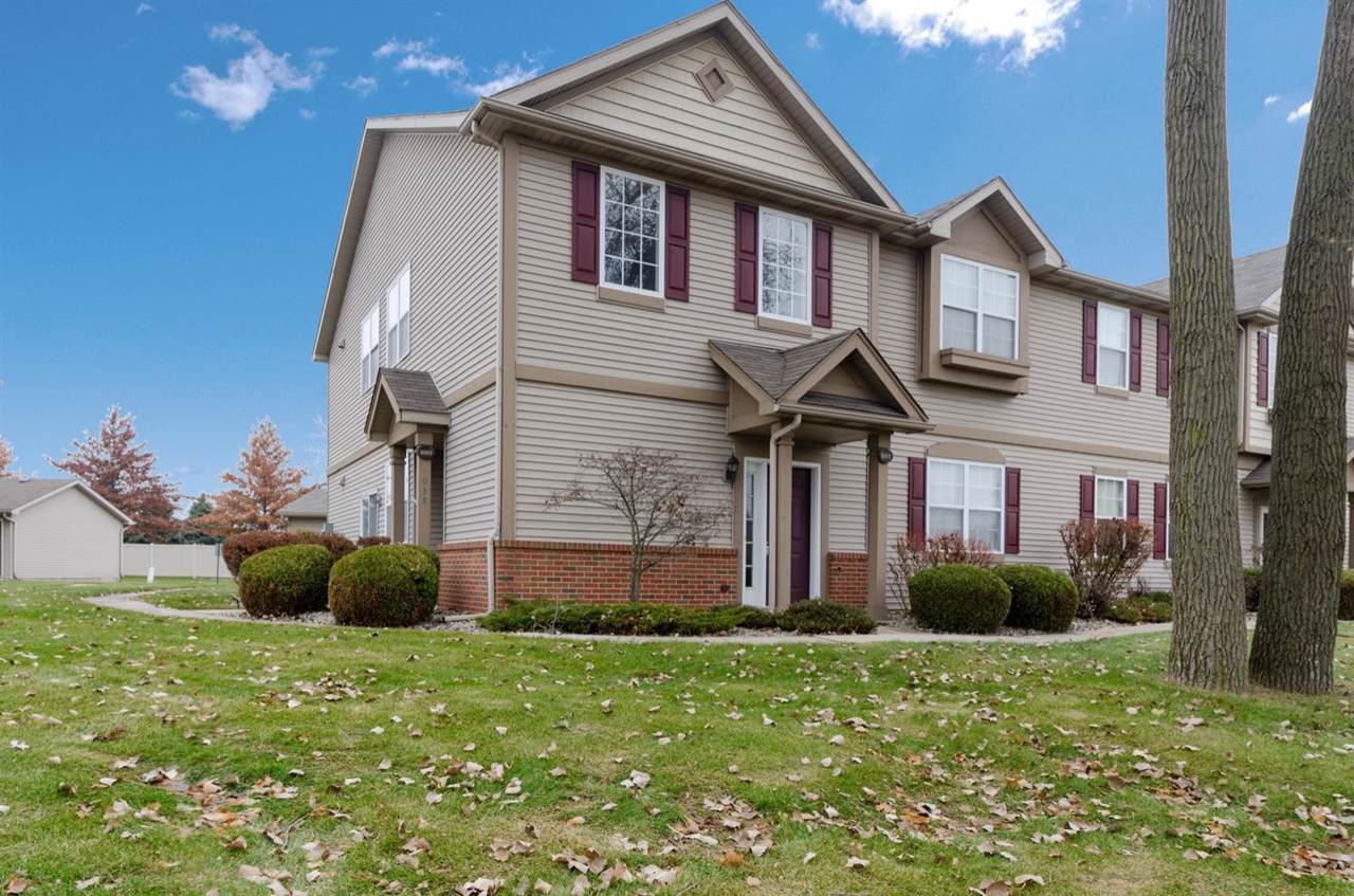 1036 Crimson Clover Way - Photo 1