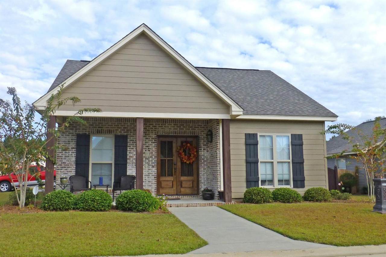 13817 Morse Street - Photo 1