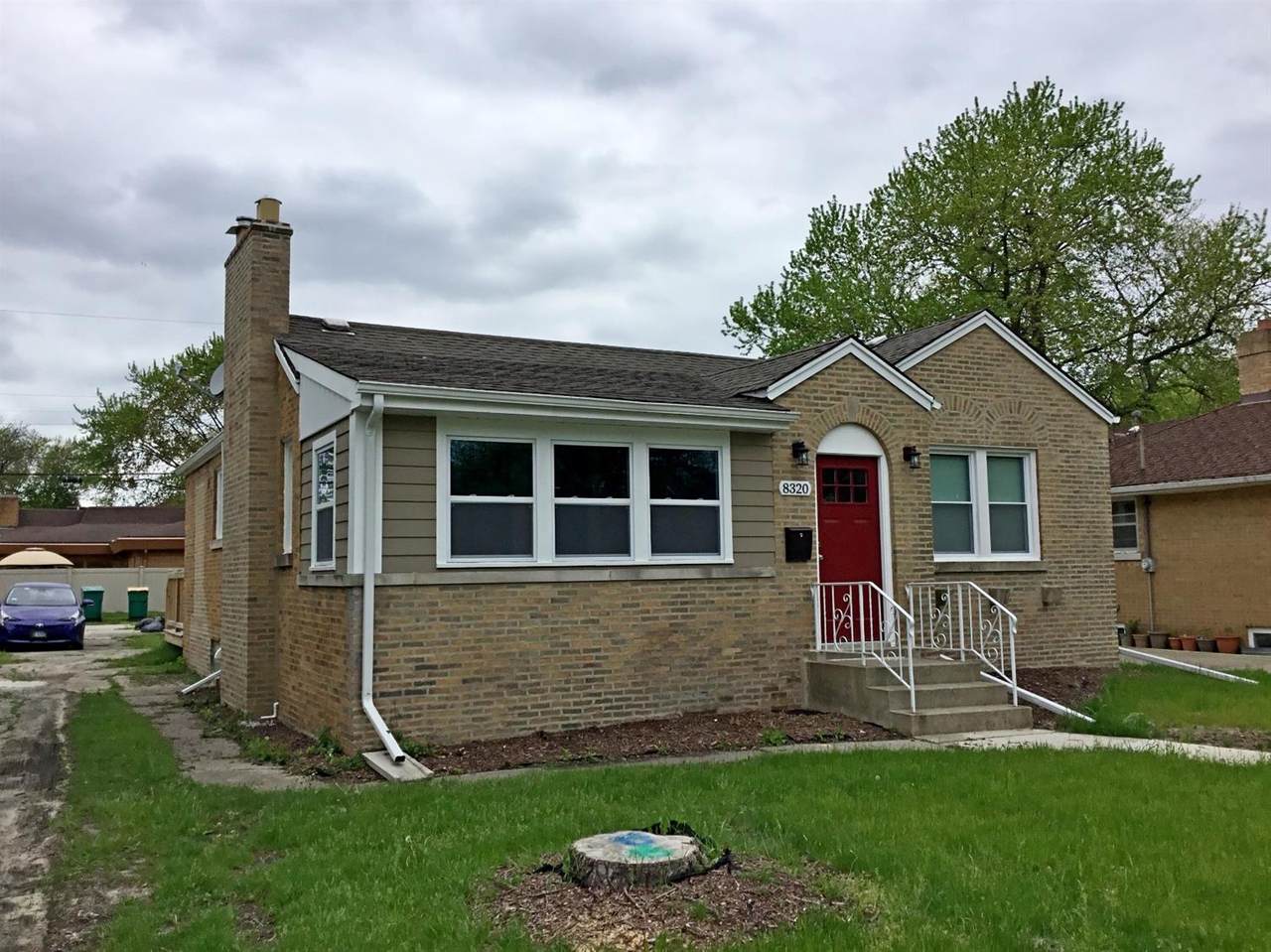 8320 Northcote Avenue - Photo 1