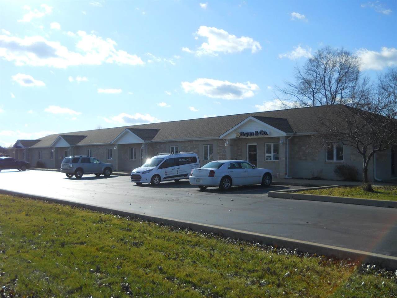 6035 Robbins Road - Photo 1