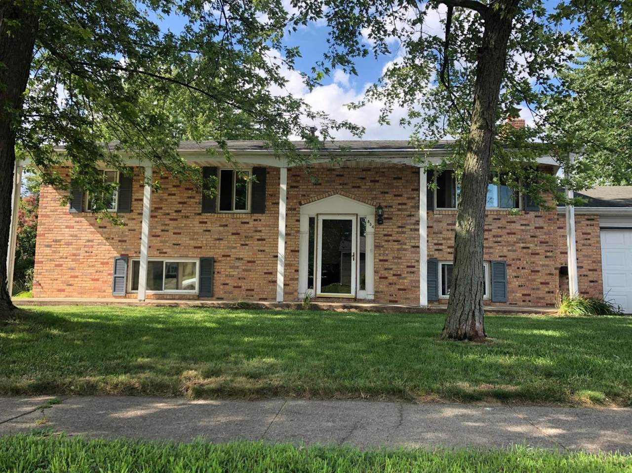 834 11th Street - Photo 1
