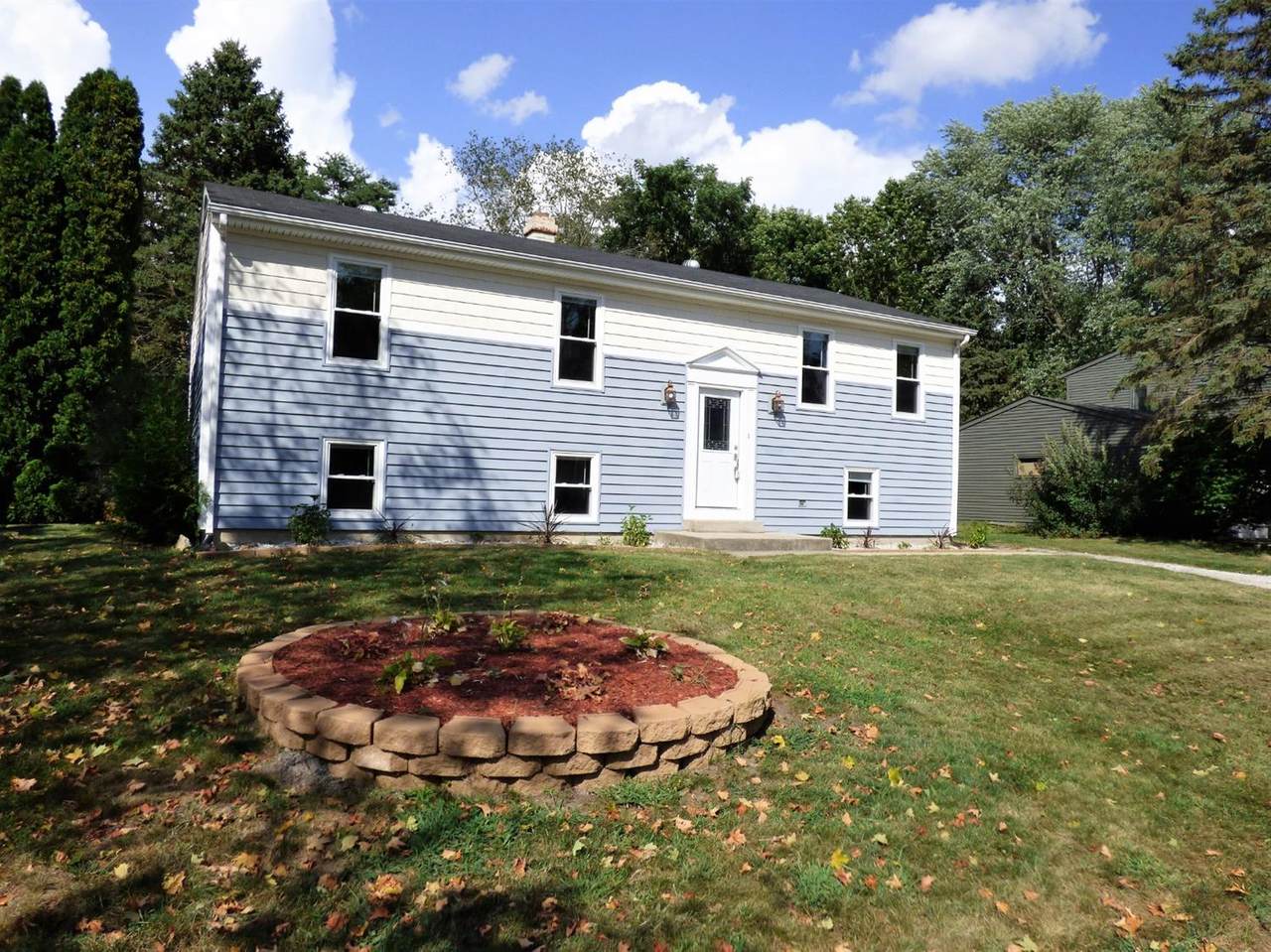1801 Rockcastle Park Drive - Photo 1