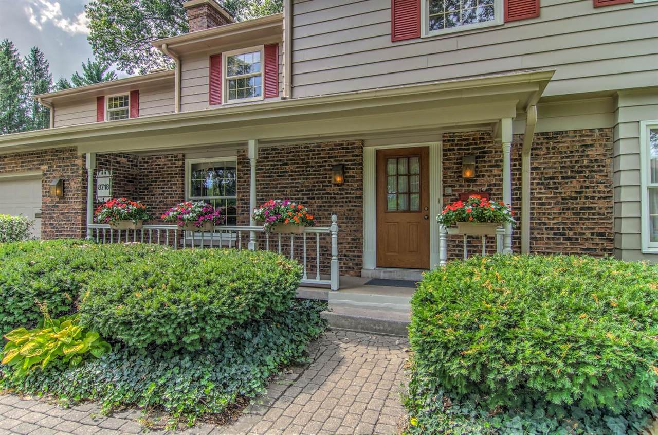 8718 Northcote Avenue - Photo 1