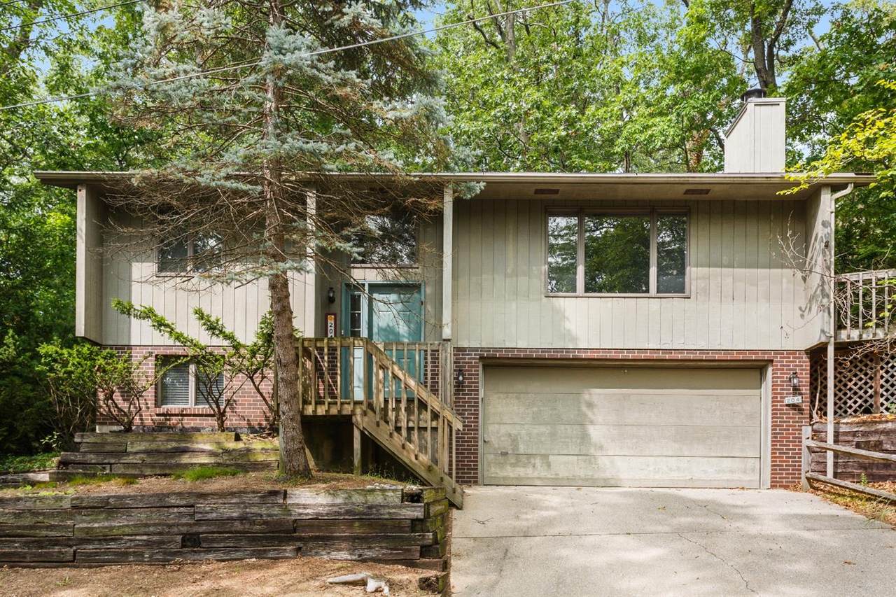 204 Oakdale Way - Photo 1