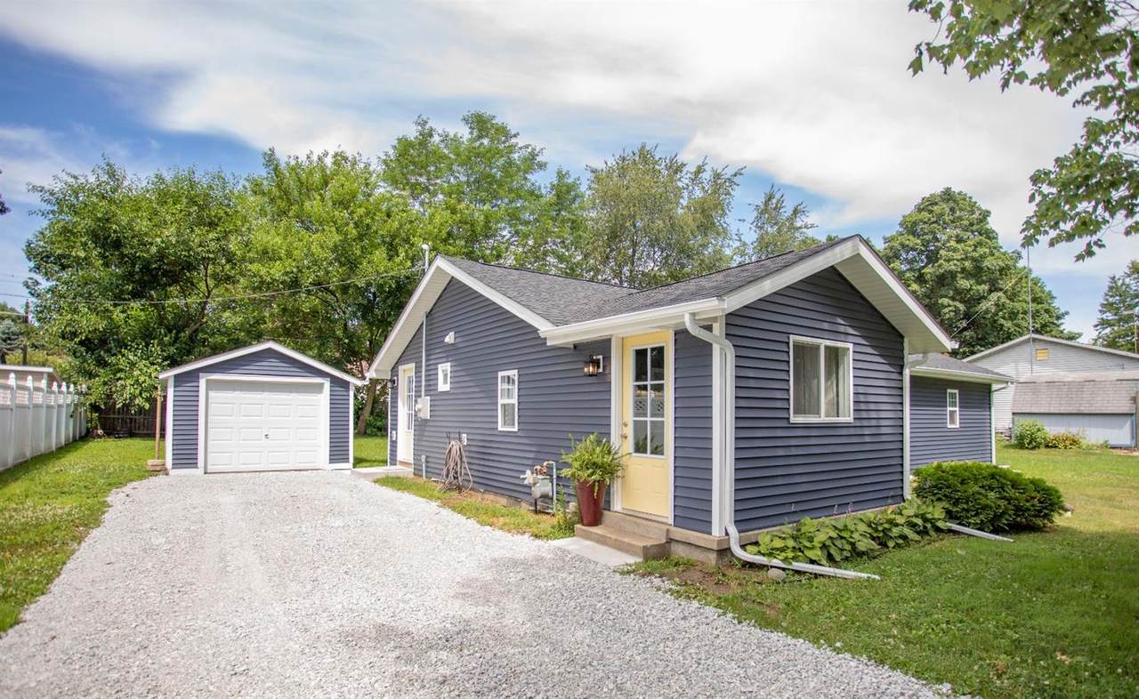 104 D Street - Photo 1