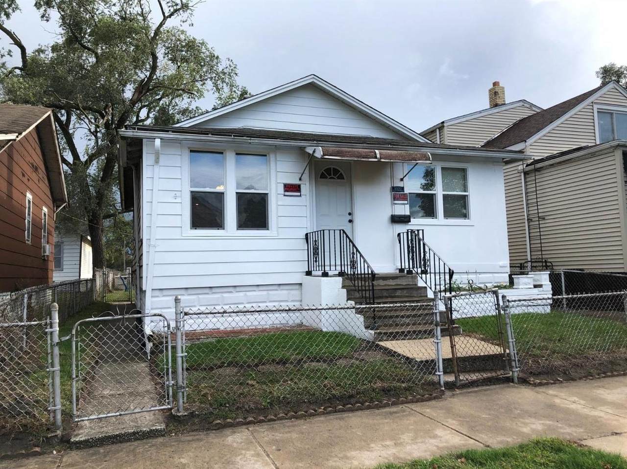 1022 Moss Street - Photo 1